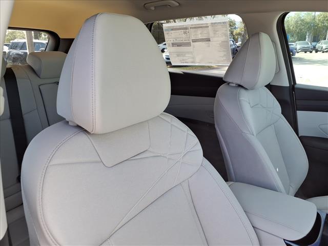 new 2026 Hyundai TUCSON Hybrid car, priced at $35,498