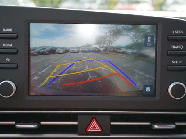 new 2021 Hyundai Elantra car