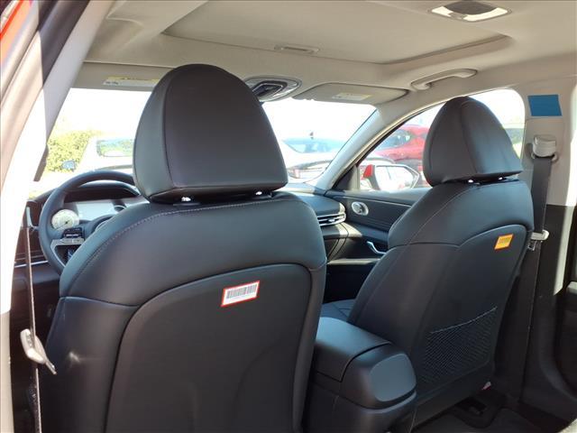 new 2026 Hyundai Elantra car, priced at $28,666