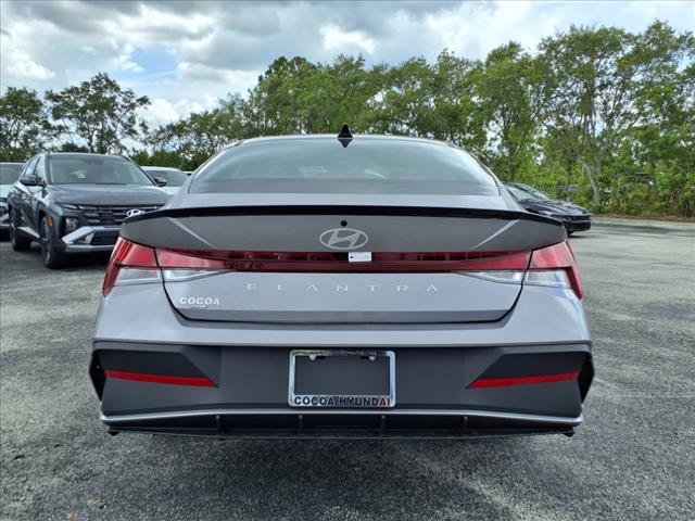 new 2025 Hyundai Elantra car, priced at $24,378