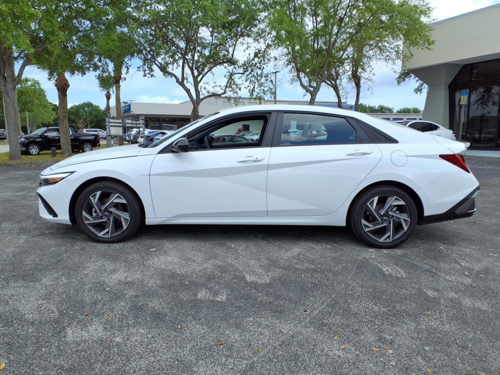 new 2025 Hyundai ELANTRA HEV car, priced at $21,277