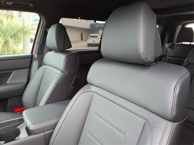 new 2026 Hyundai SANTA FE HEV car, priced at $50,422