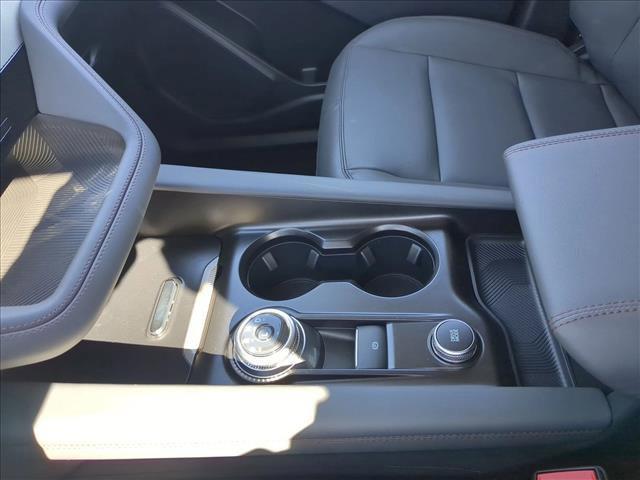 new 2025 Ford Explorer car, priced at $38,799