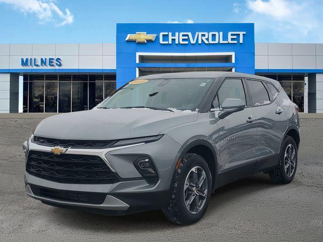 used 2025 Chevrolet Blazer car, priced at $29,995