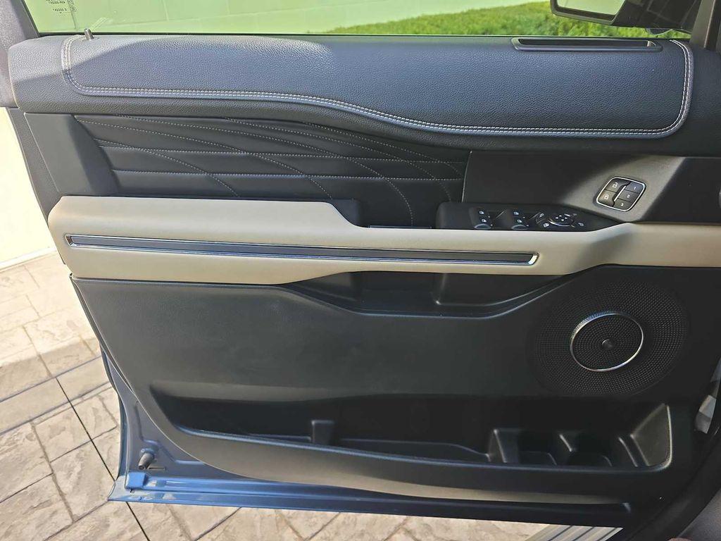 used 2019 Ford Expedition car, priced at $22,900