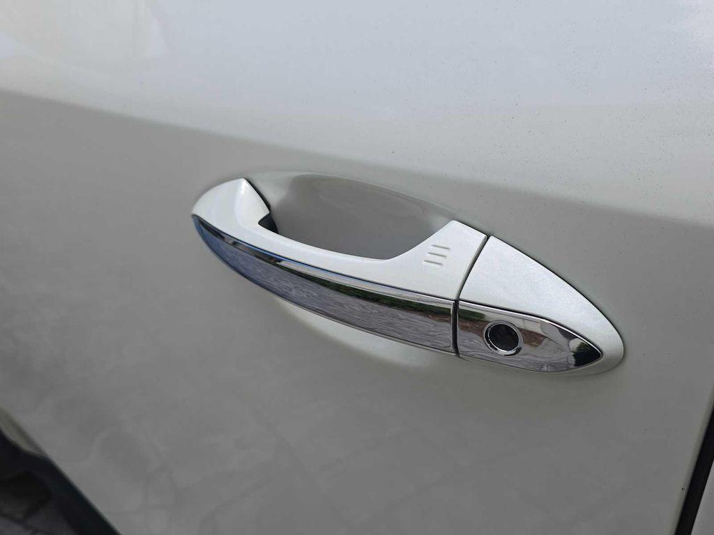 used 2023 INFINITI QX60 car, priced at $33,900