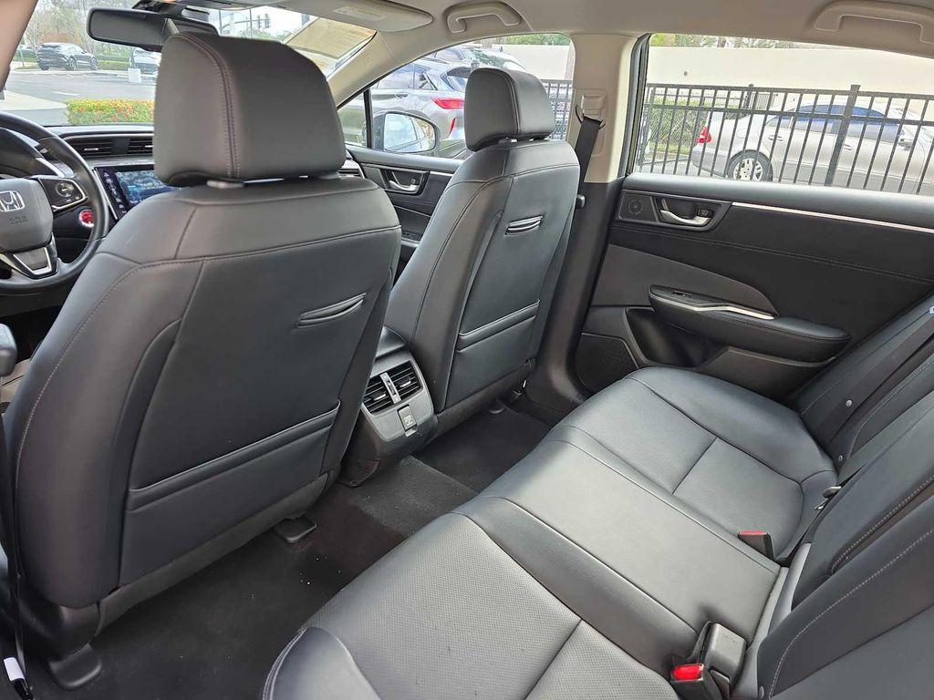 used 2018 Honda Clarity Plug-In Hybrid car, priced at $13,750