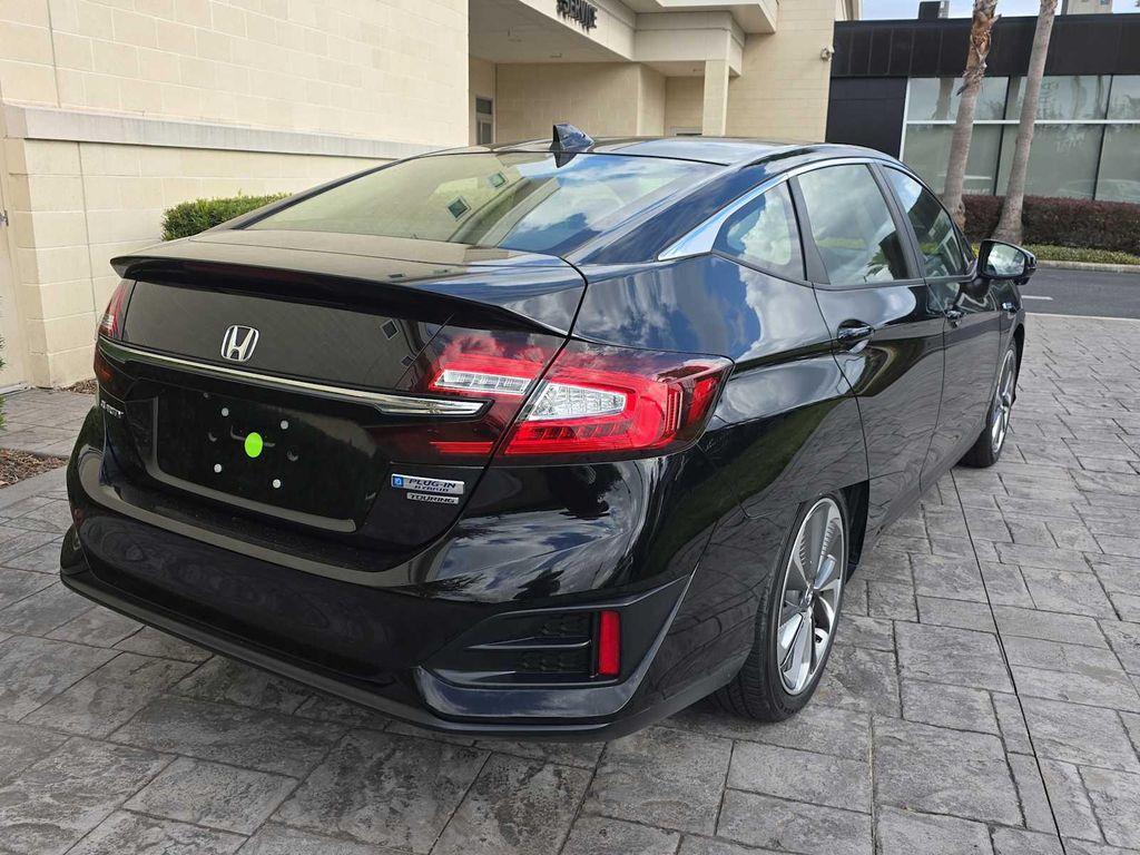 used 2018 Honda Clarity Plug-In Hybrid car, priced at $13,750