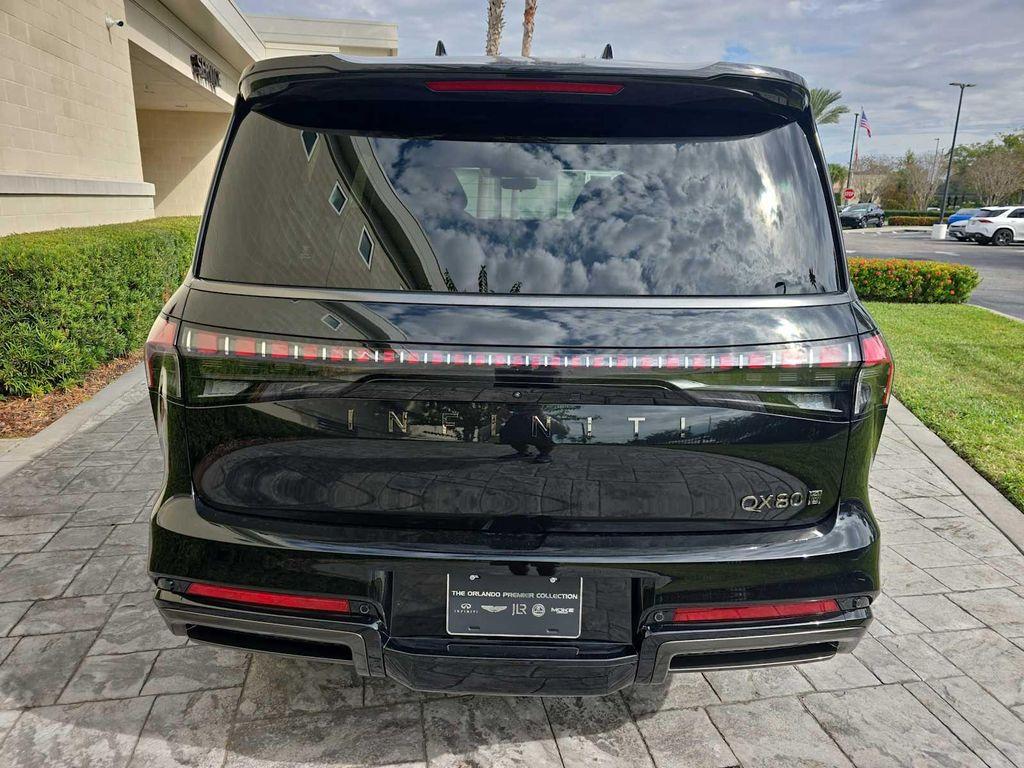 new 2026 INFINITI QX80 car, priced at $102,764