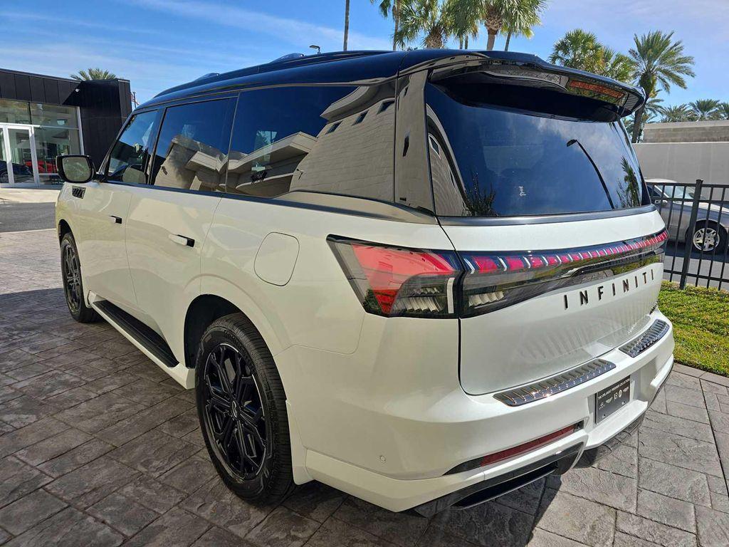 new 2026 INFINITI QX80 car, priced at $107,825