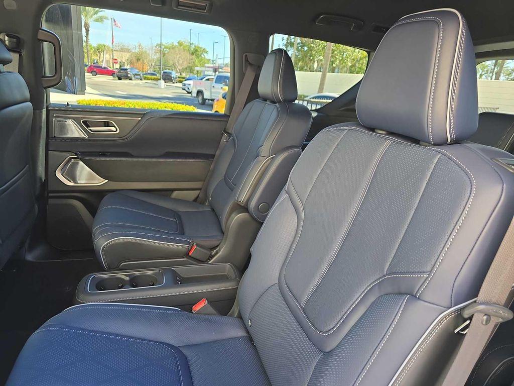 new 2026 INFINITI QX80 car, priced at $107,825