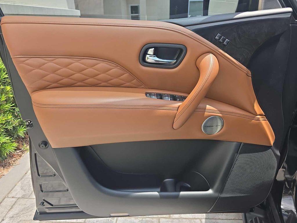 used 2024 INFINITI QX80 car, priced at $58,750