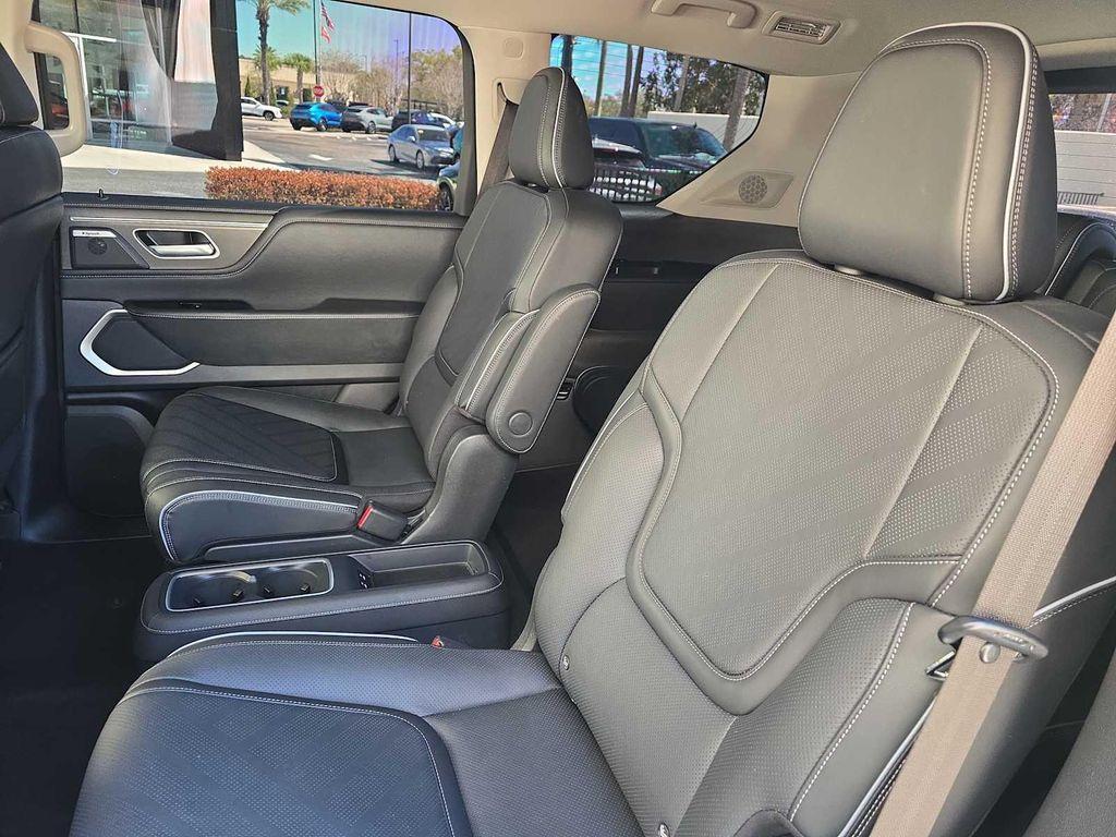 used 2025 INFINITI QX80 car, priced at $72,500