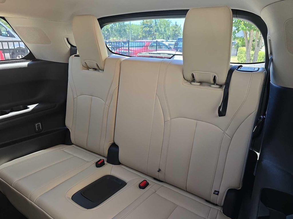 used 2025 INFINITI QX60 car, priced at $46,900