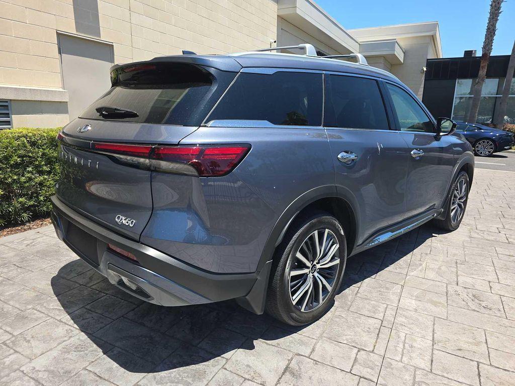 used 2025 INFINITI QX60 car, priced at $46,900