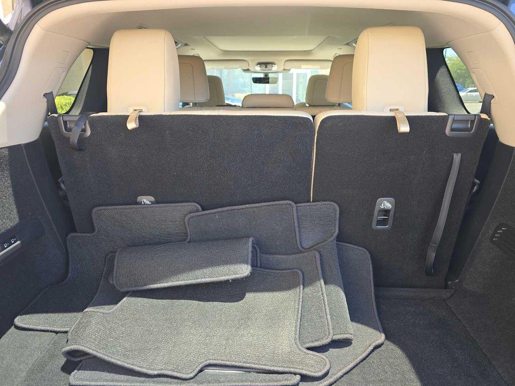 used 2025 INFINITI QX60 car, priced at $46,900