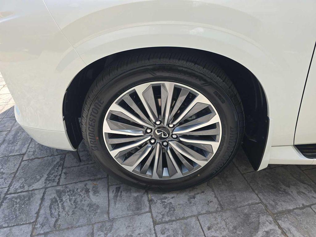 new 2026 INFINITI QX80 car, priced at $90,591