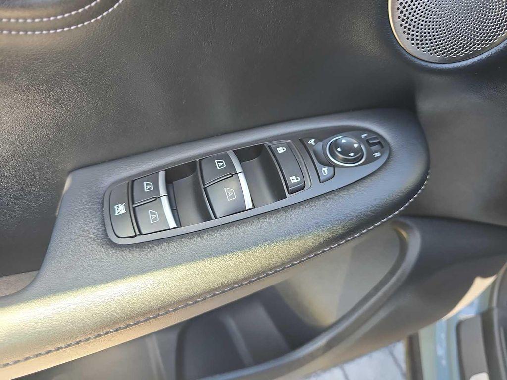 used 2025 INFINITI QX55 car, priced at $35,700