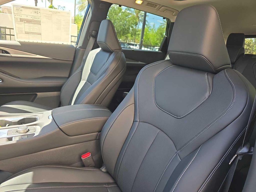 new 2026 INFINITI QX60 car, priced at $62,460