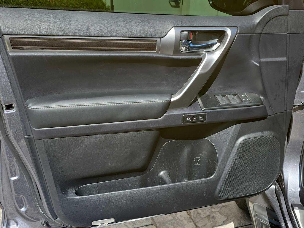 used 2023 Lexus GX 460 car, priced at $47,900