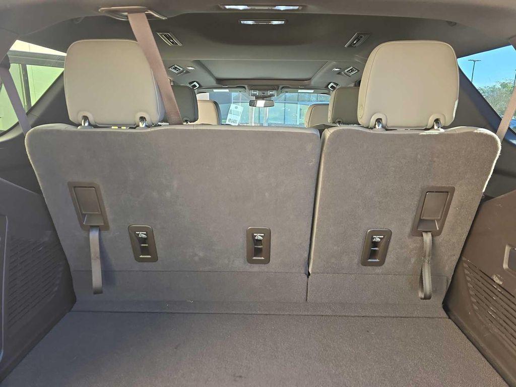 used 2023 GMC Yukon car, priced at $48,900