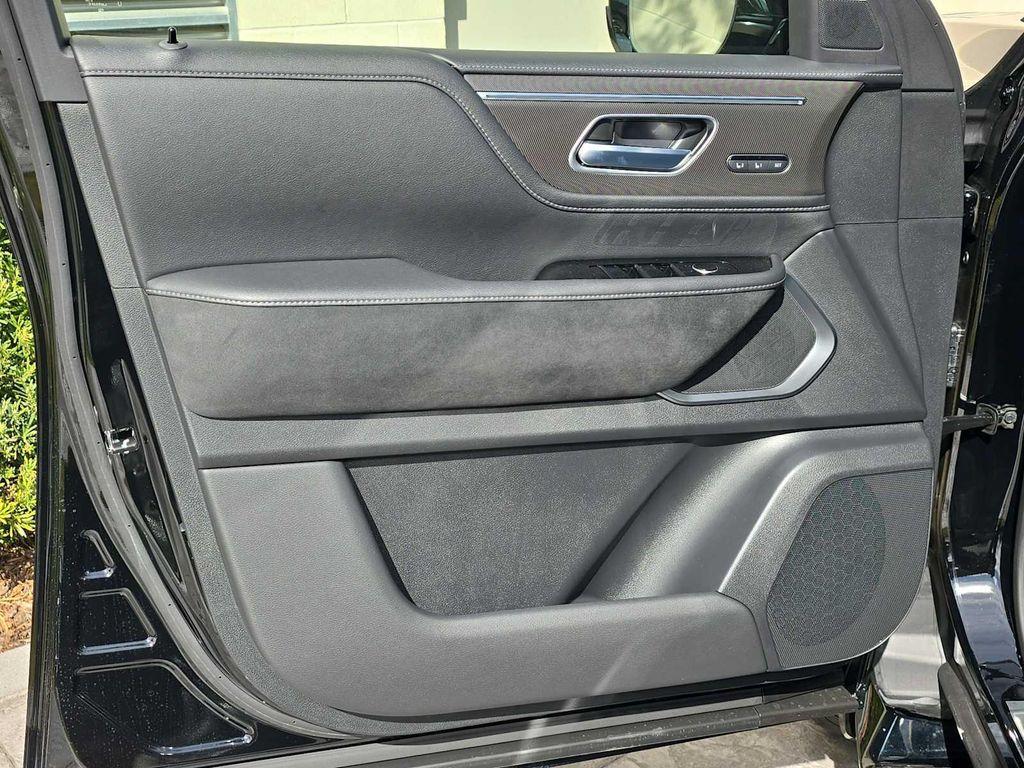 new 2026 INFINITI QX80 car, priced at $87,480