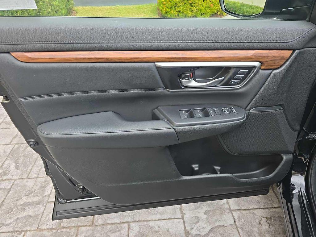 used 2021 Honda CR-V car, priced at $24,900