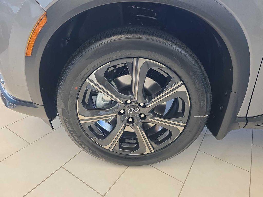 new 2026 INFINITI QX60 car, priced at $70,825