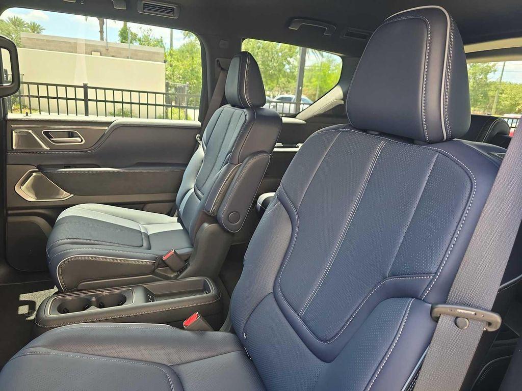 new 2026 INFINITI QX80 car, priced at $104,835