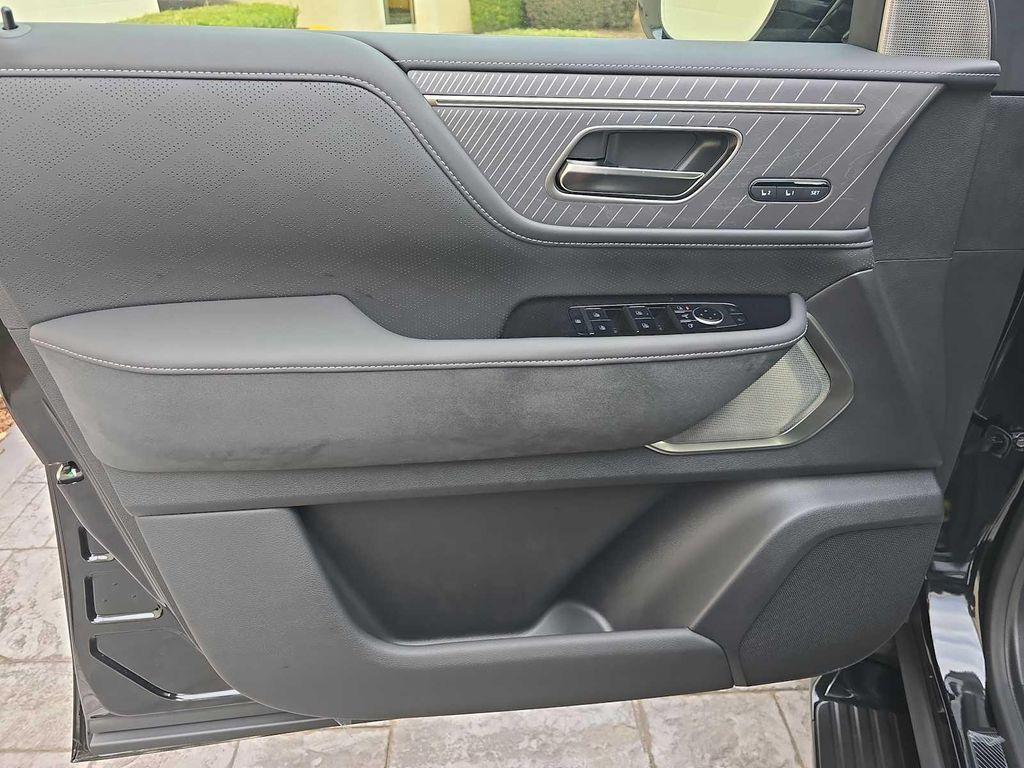 new 2026 INFINITI QX80 car, priced at $103,724