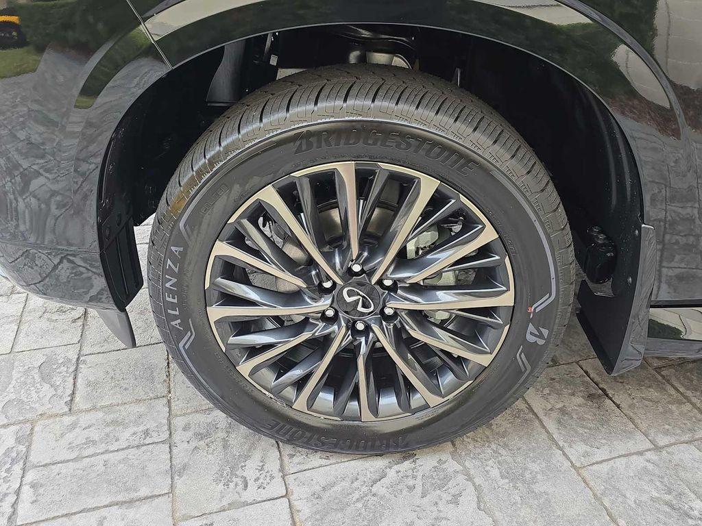 new 2026 INFINITI QX80 car, priced at $103,724