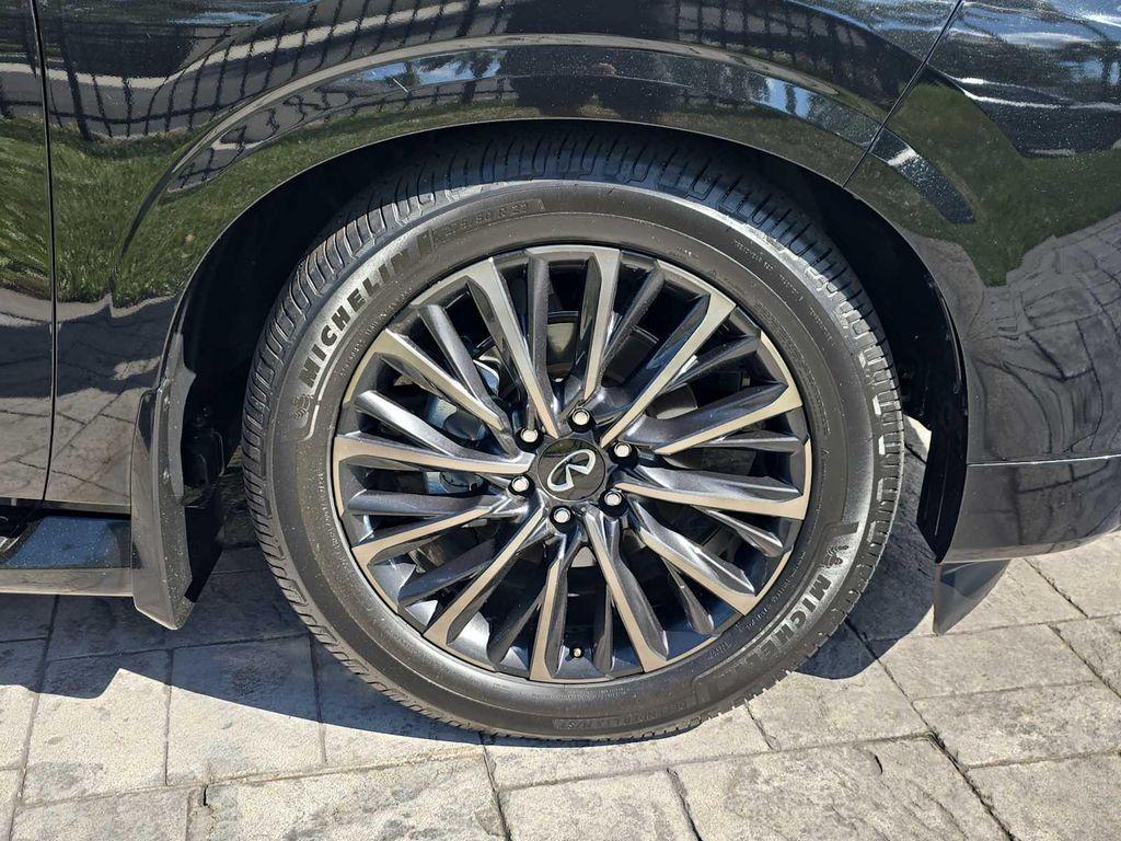 used 2025 INFINITI QX80 car, priced at $83,500