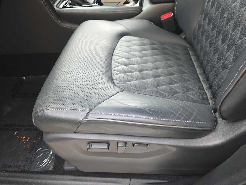 used 2024 INFINITI QX80 car, priced at $59,750