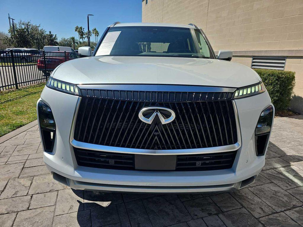used 2025 INFINITI QX80 car, priced at $72,500