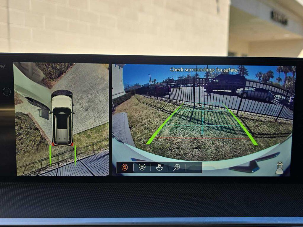 used 2025 INFINITI QX80 car, priced at $72,500