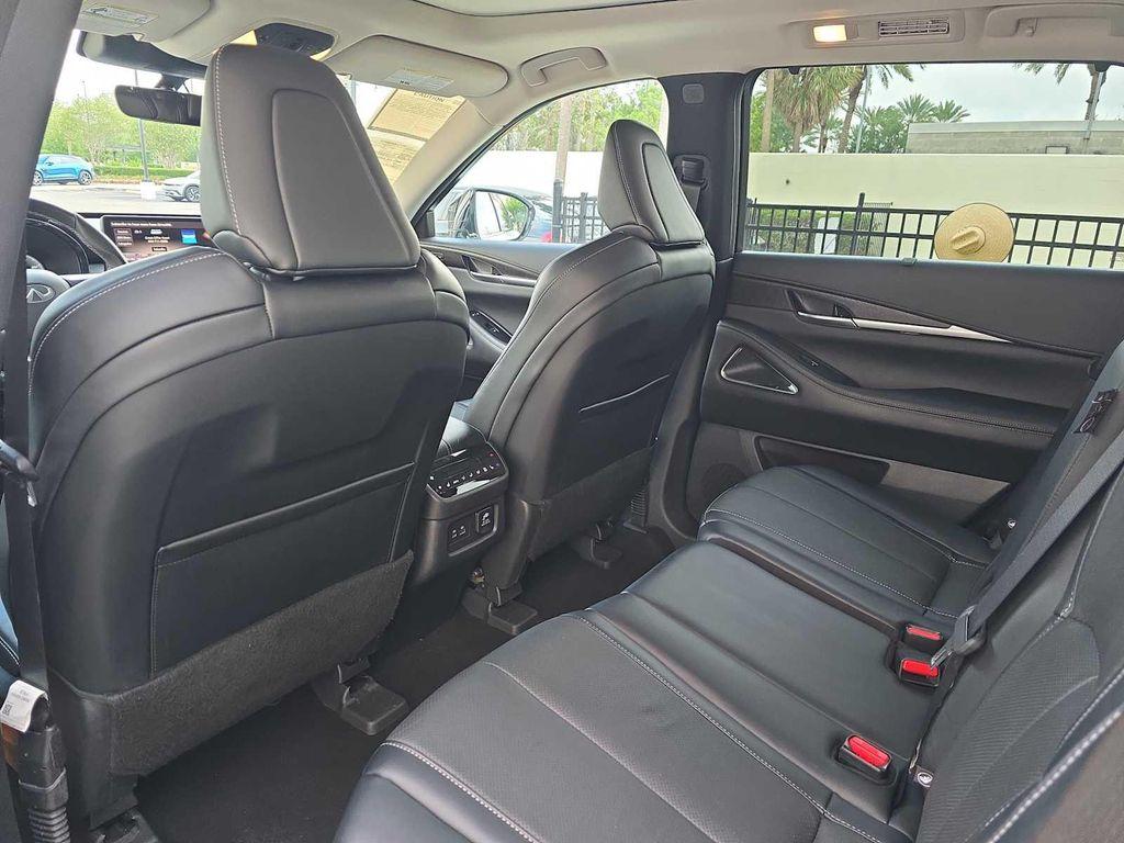 used 2023 INFINITI QX60 car, priced at $38,900