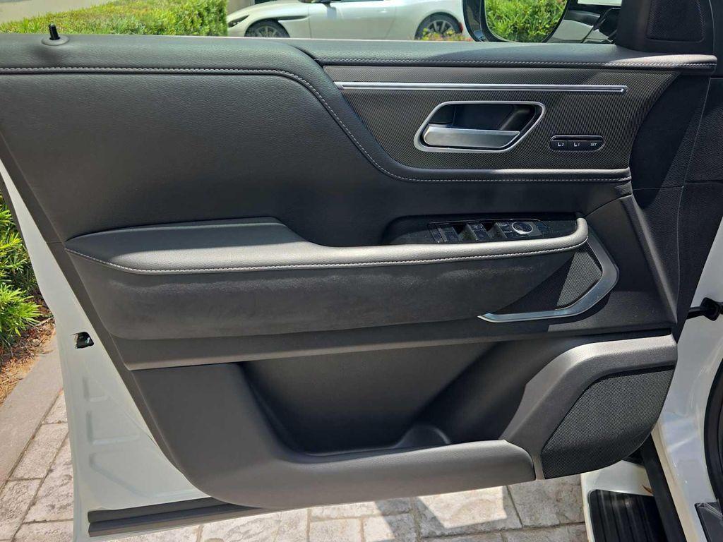 new 2026 INFINITI QX80 car, priced at $95,380