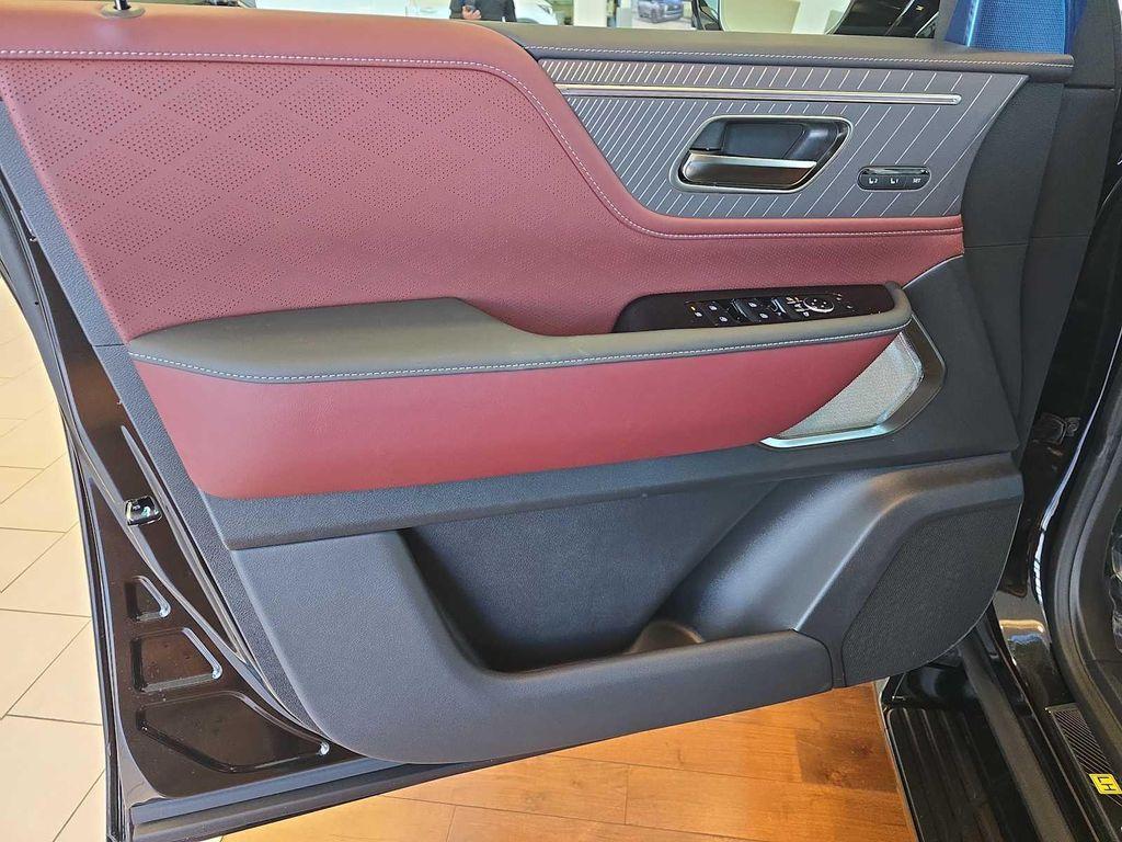 new 2026 INFINITI QX80 car, priced at $107,750