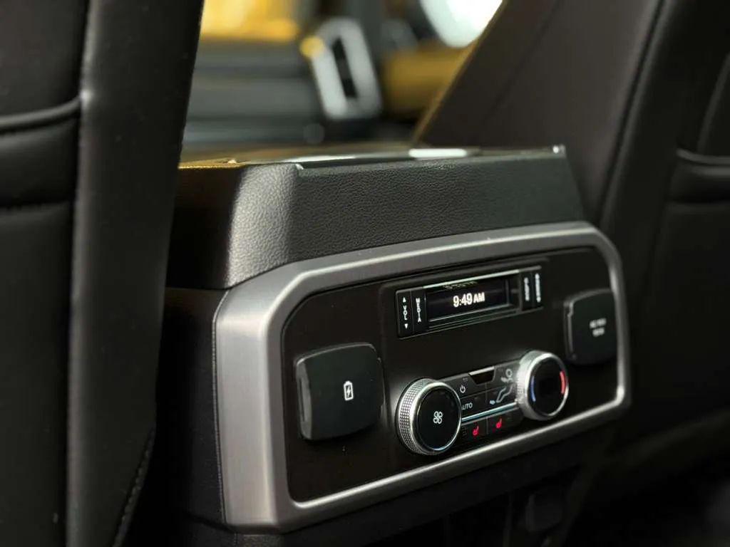 used 2018 Ford Expedition car