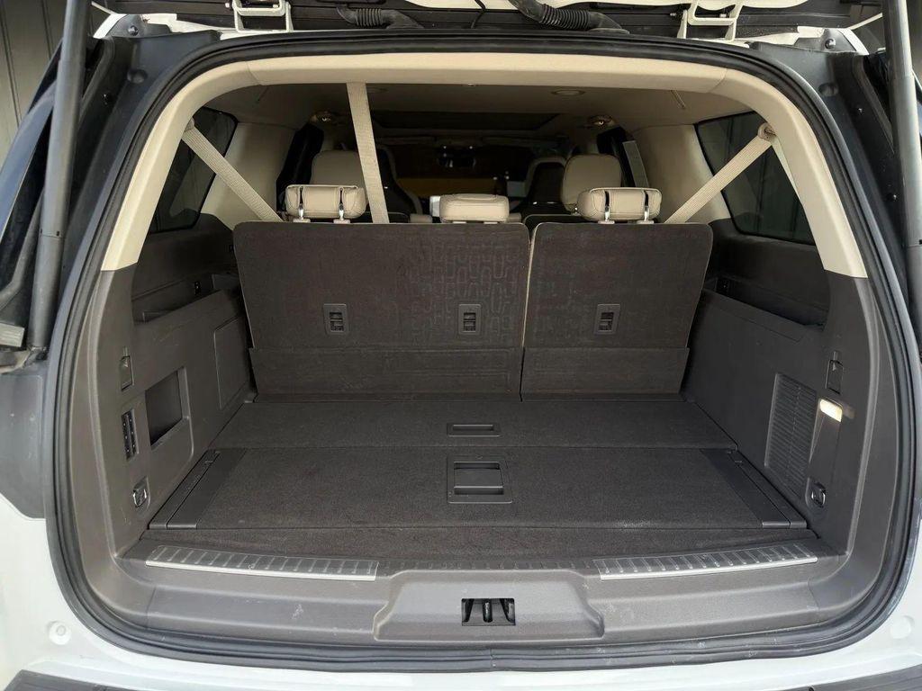 used 2024 Lincoln Navigator car, priced at $55,594
