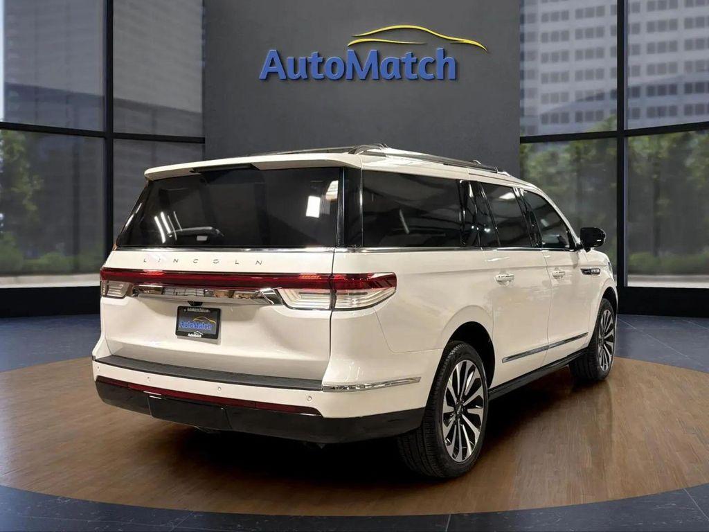 used 2024 Lincoln Navigator car, priced at $55,594
