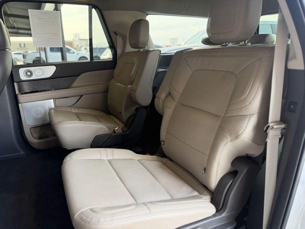 used 2024 Lincoln Navigator car, priced at $55,594