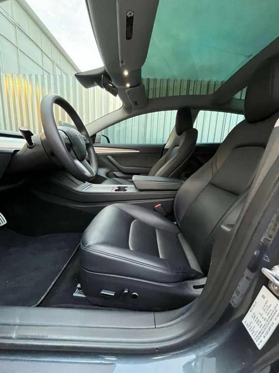 used 2023 Tesla Model 3 car