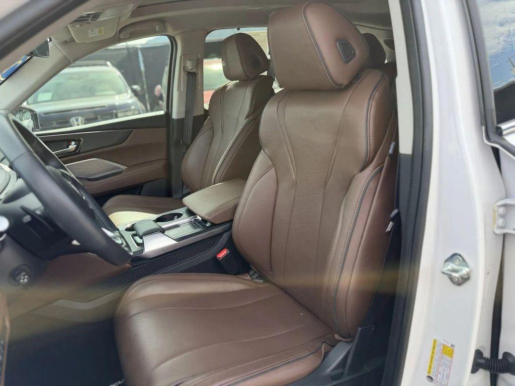 used 2024 Acura MDX car, priced at $37,594