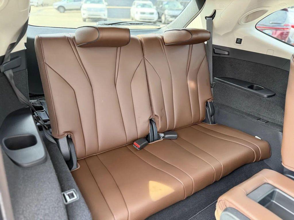 used 2024 Acura MDX car, priced at $37,594