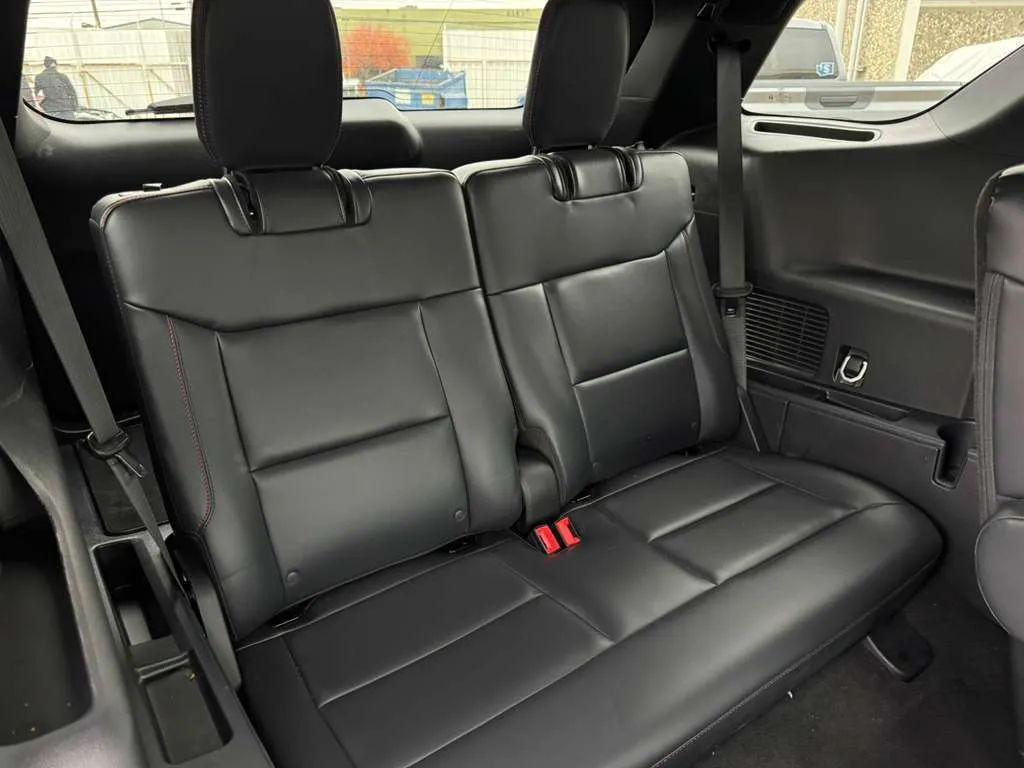 used 2025 Ford Explorer car, priced at $39,495