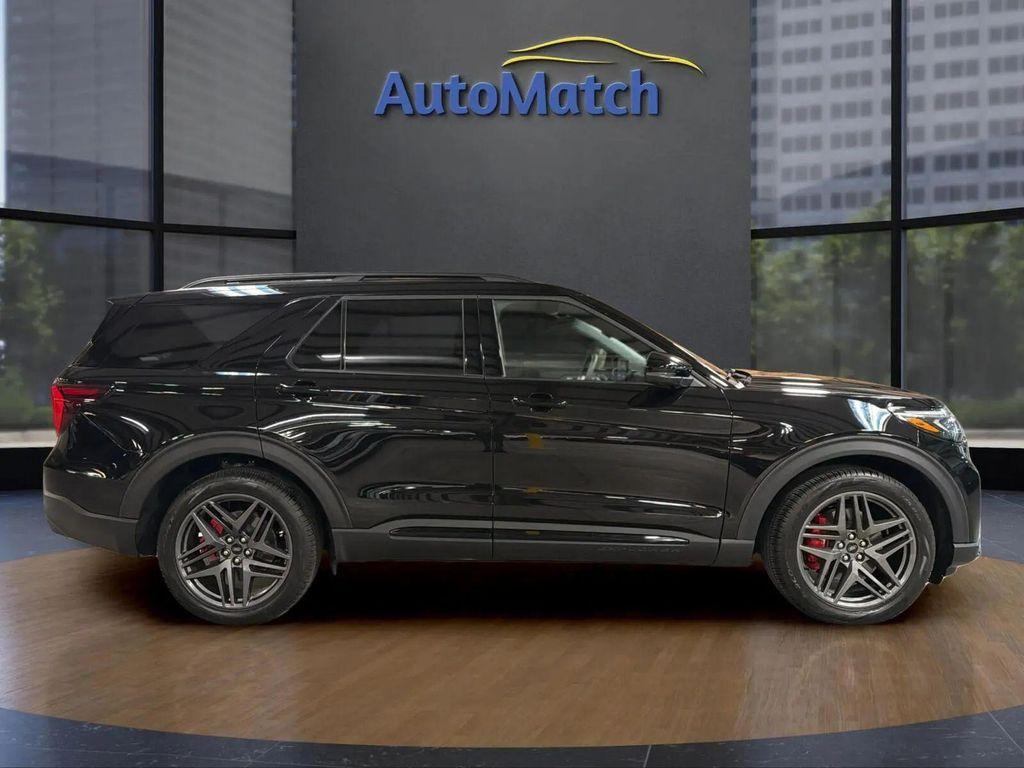 used 2026 Ford Explorer car, priced at $40,594