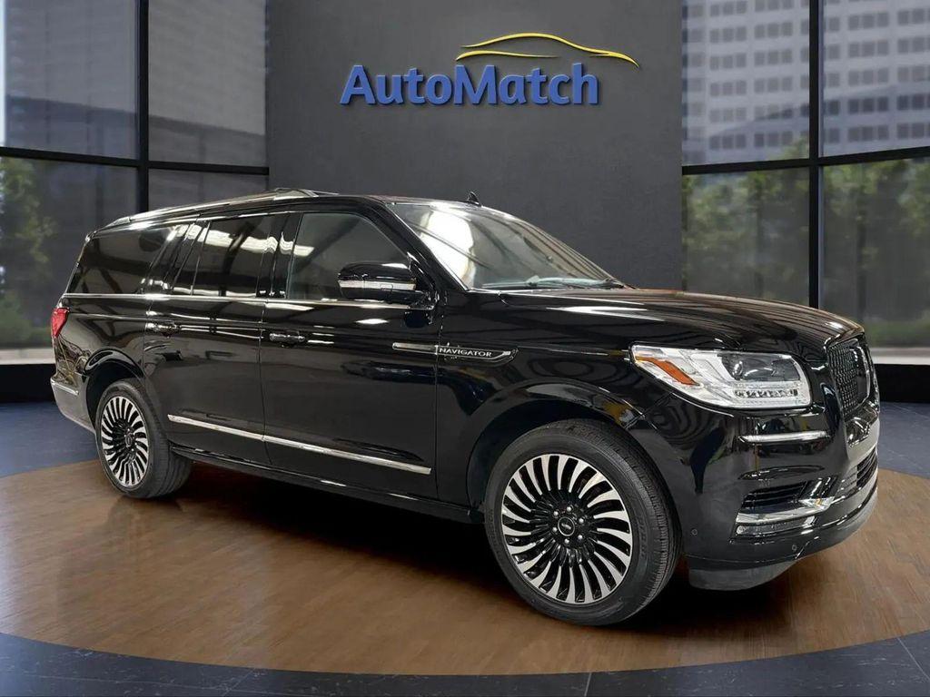 used 2020 Lincoln Navigator car, priced at $43,995