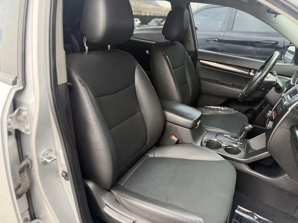 used 2011 Kia Sorento car