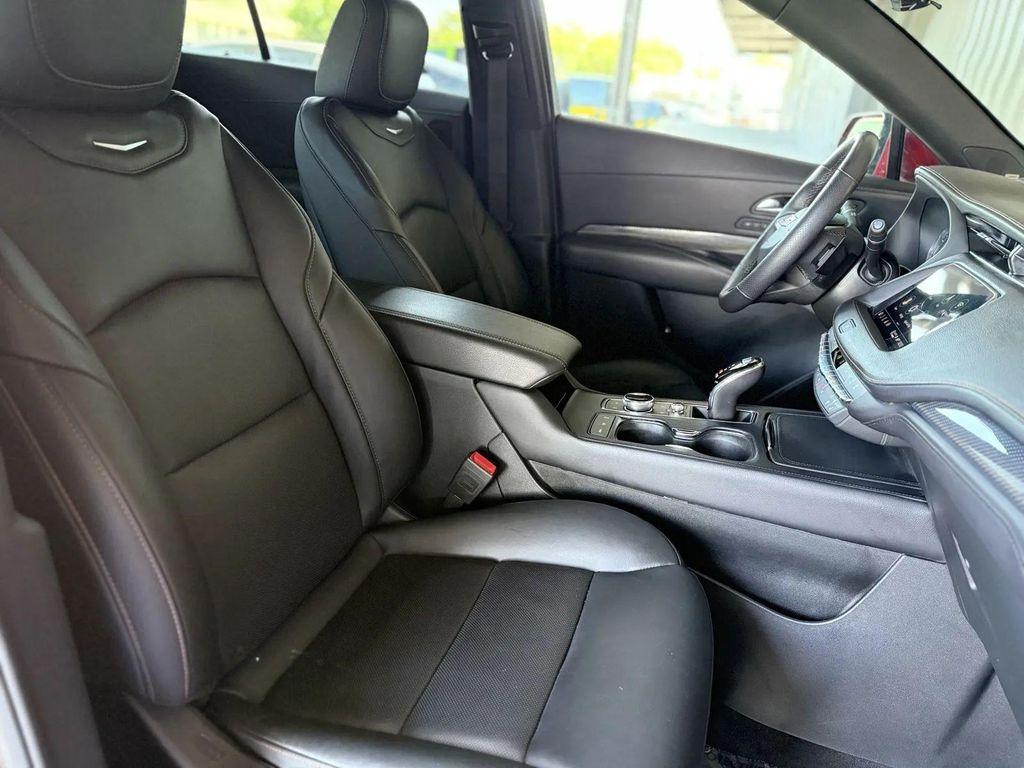 used 2022 Cadillac XT4 car, priced at $22,094